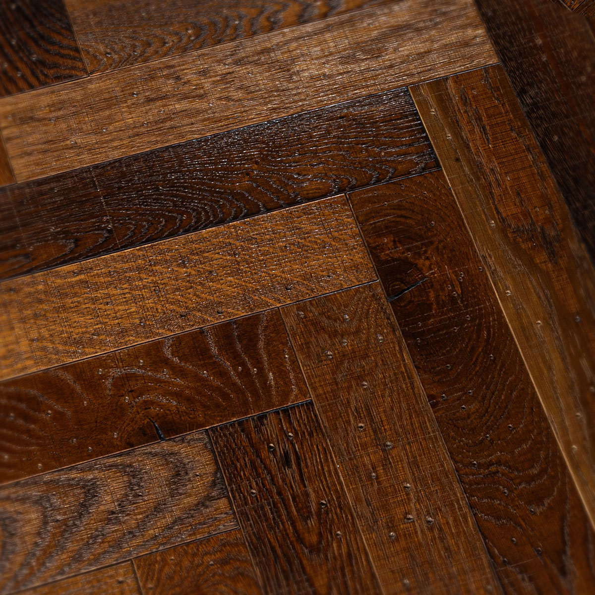 Smedley Close - Engineered Tumbled Edged Oak Floor