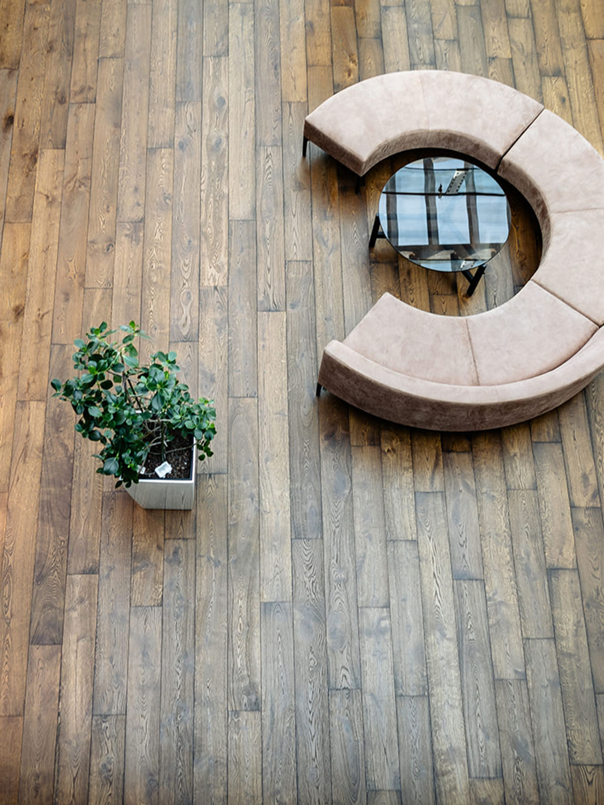 Antique Collection engineered oak flooring installed at Orchard Hotel lobby.