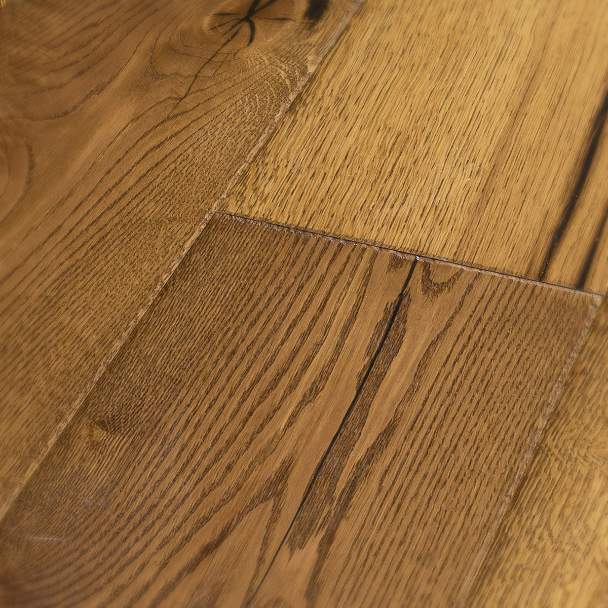 Hazel Close - Wide Plank Super Rustic Grade Oak