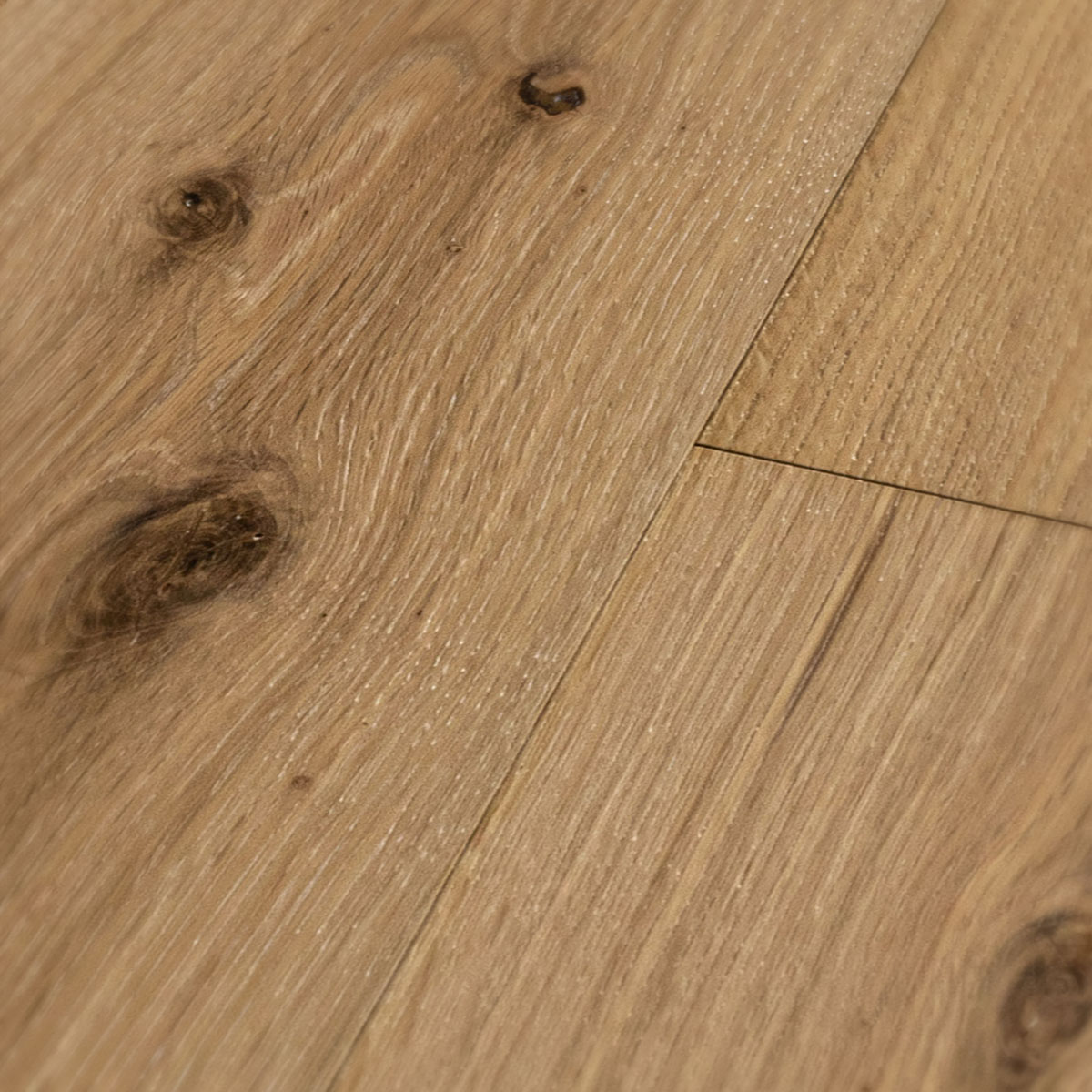 Bespoke solid and engineered wood flooring