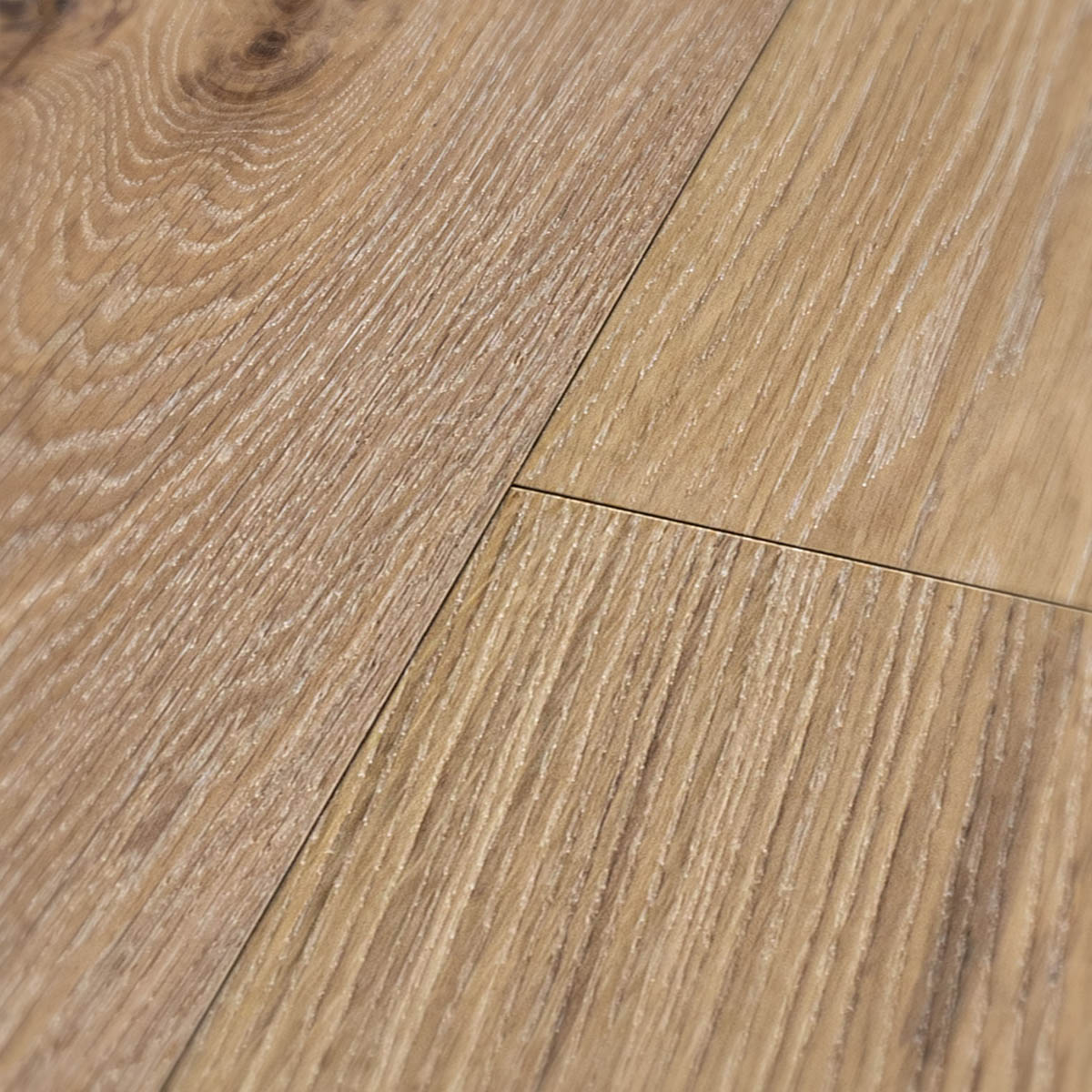 Bespoke solid and engineered wood flooring