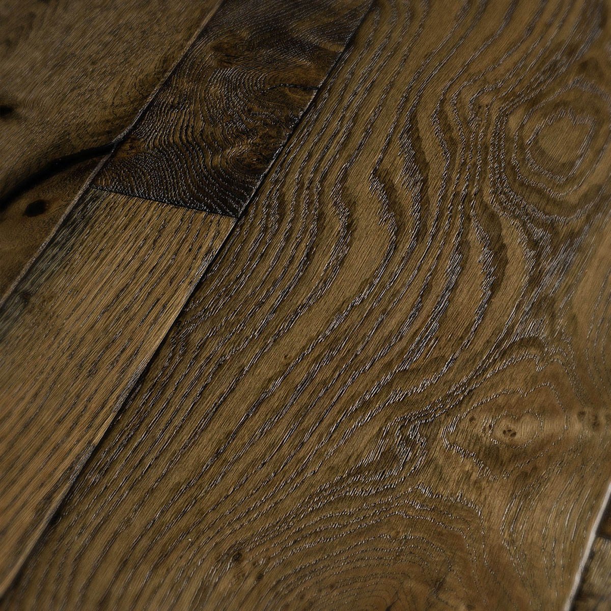 Baron Lane - Cobbled Edge Rustic Grade Mixed Width Oak