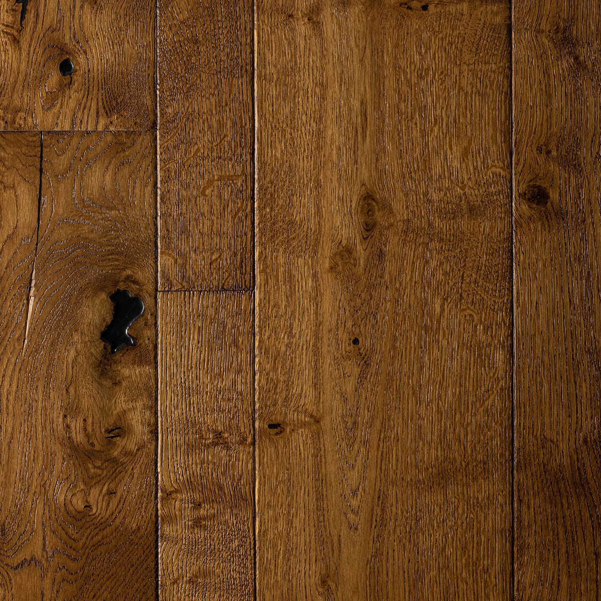 Graystone - Distressed Mixed Width Engineered Oak Floor