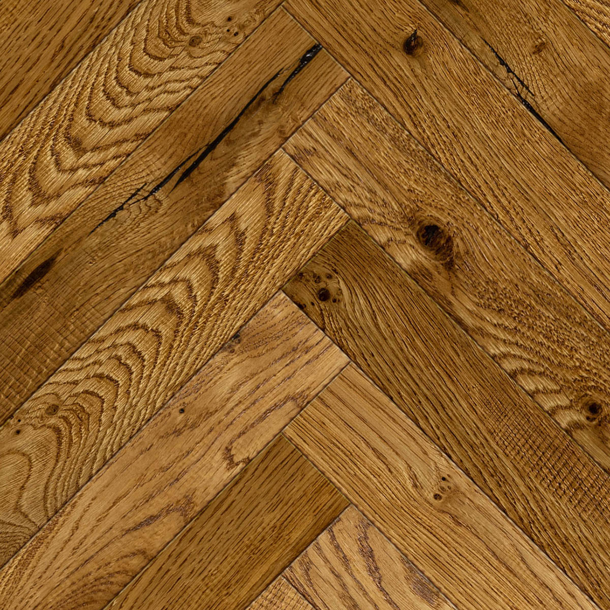 Midhope Herringbone - Distressed Rustic-Grade Oak Floor