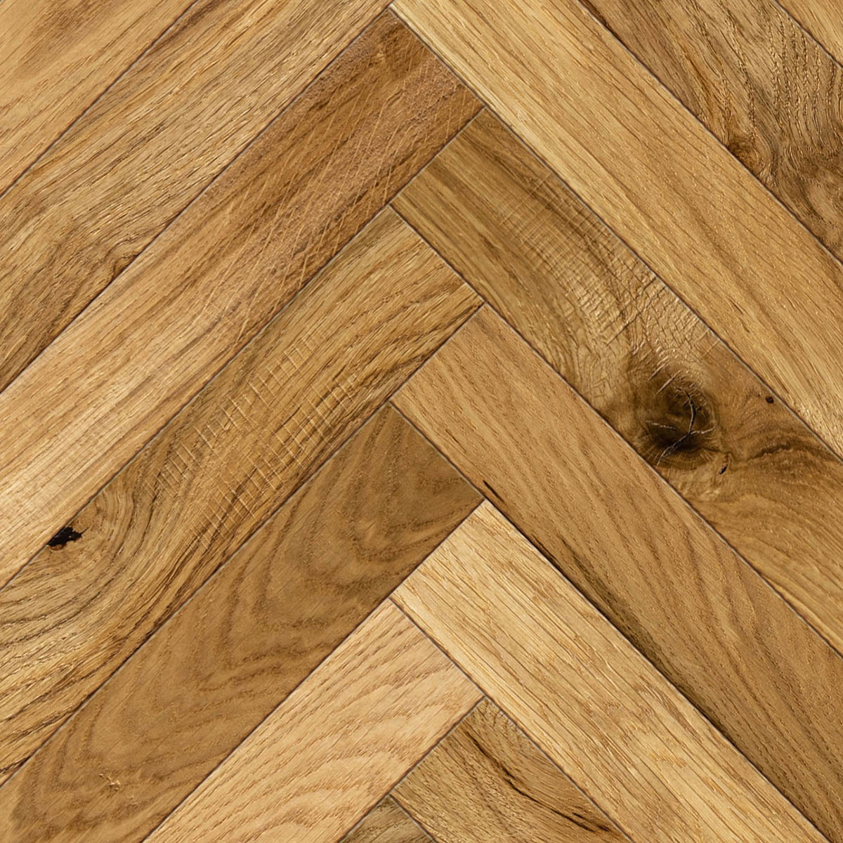 Swiftridge Herringbone - Distressed Rustic-Grade Oak Floor