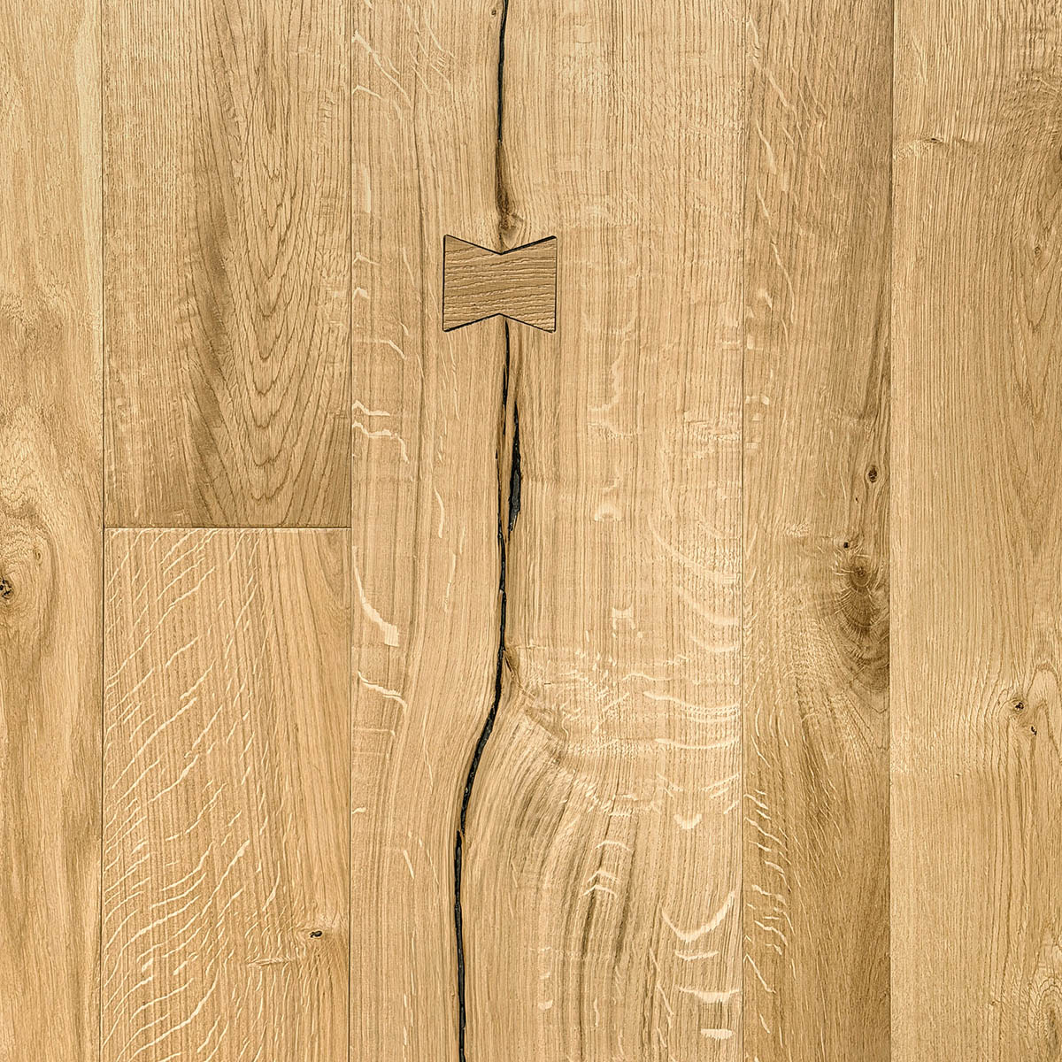 Cowdenfield Place mixed width wood flooring