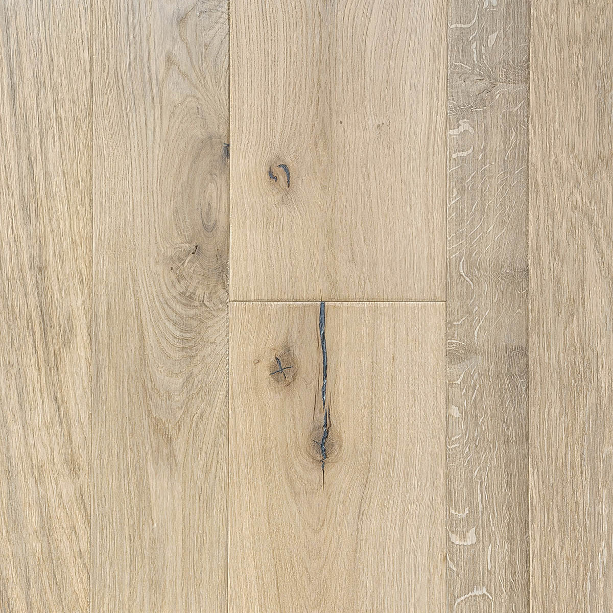 Wolfe Street mixed width wood flooring