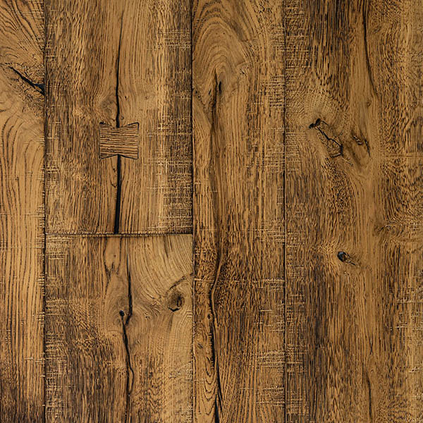 Distressed and skipsawn engineered wood floor with mixed width planks